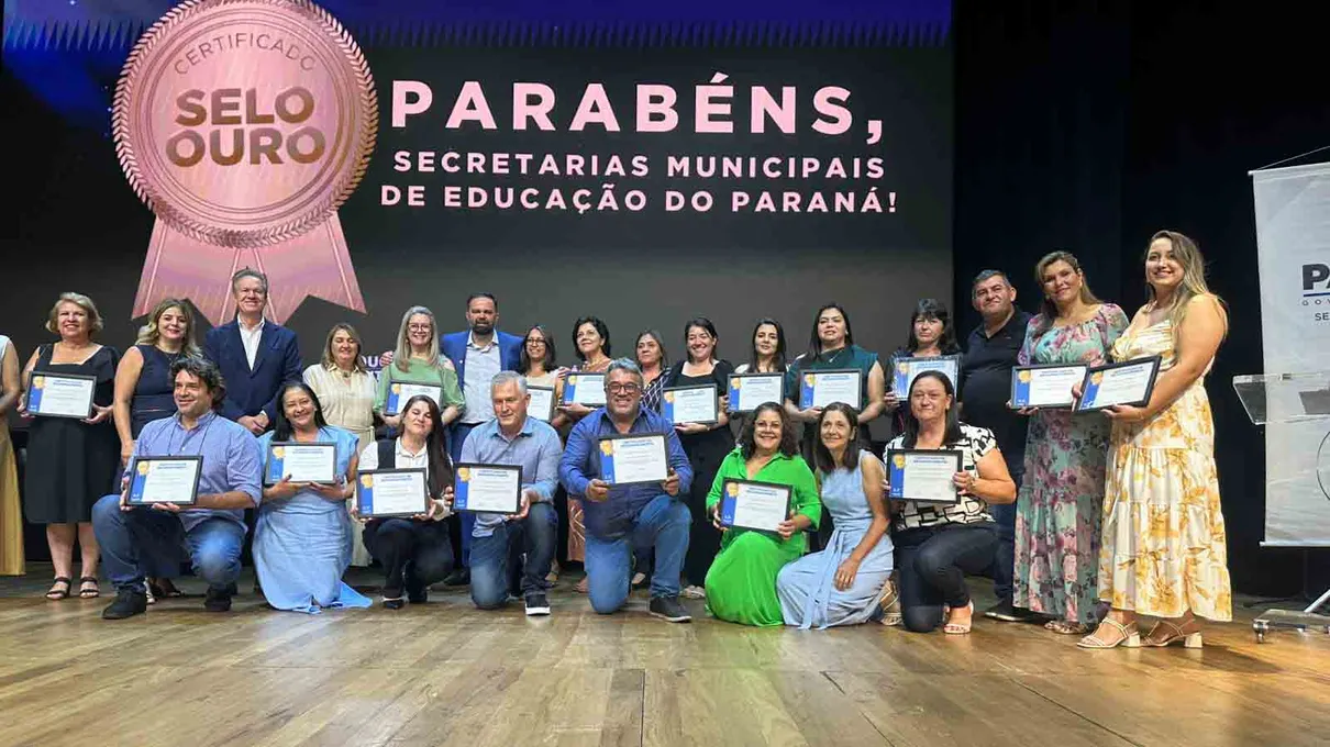 Ivaiporã conquista Selo Ouro de Alfabetização com nota máxima