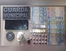 Homem é detido com drogas poucos dias após ser preso por tráfico; veja