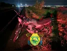 Jovem de 19 anos fica ferido após queda de moto na PR-218 em Arapongas