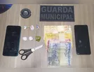 Dupla em Honda Biz é presa com maconha e cocaína em Arapongas