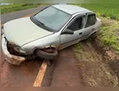 Motorista capota em curva na PR-082 e veículo fica destruído