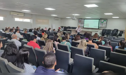 16ª RS de Apucarana capacita médicos e enfermeiros no combate à dengue