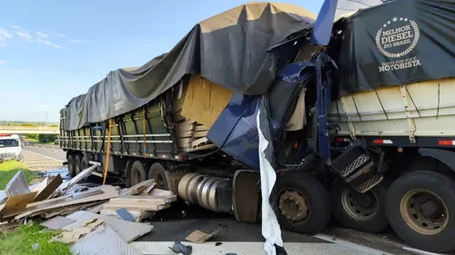 Acidente em rodovia de SP deixa motorista de Apucarana morto