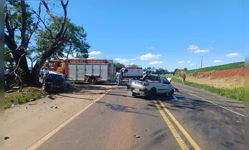 Acidente com carro da Saúde de Jaboti deixa dois mortos na BR-153
