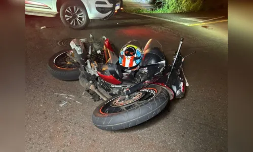 Adolescente fica gravemente ferido em acidente de moto em Maringá