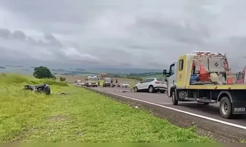 BMW carregado de drogas causa acidente com duas mortes no Paraná