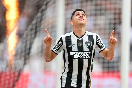 Botafogo é campeão do Brasileirão ao vencer o São Paulo neste domingo