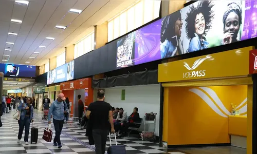 Quem é revistado? Inspeção de passageiros em aeroportos é aleatória
