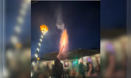 Fogo de artifício explode e deixa cinco feridos; vídeo mostra acidente
