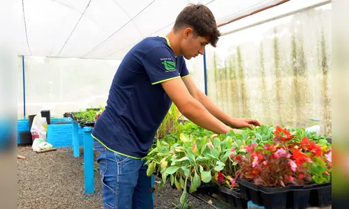 Jovem quer mudar a história da família no Ganhando o Mundo Agrícola