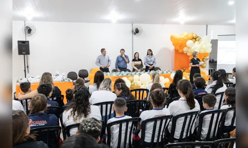 Alunos de Apucarana recebem premiação de concurso cultural