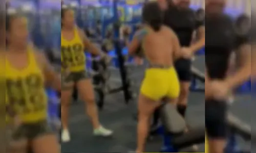Mulheres 'saem no soco' em academia após briga por aparelho; vídeo