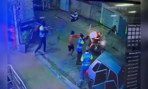 Policial penal é morto a tiros em assalto; vídeo mostra assassinato