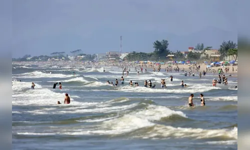 Cidades do litoral do Paraná registram mais de 1.400 casos de virose