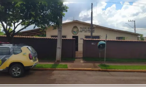 Homem vai até residência de casal de idosos e mata dois cães a tiros