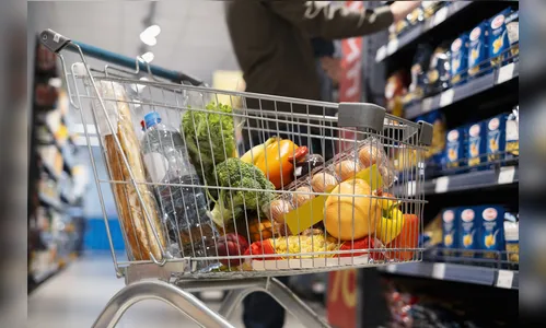 Homem furta caixa de supermercado e leva quase R$ 4 mil em Apucarana