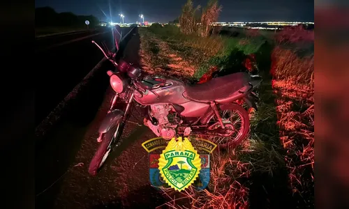 Jovem de 19 anos fica ferido após queda de moto na PR-218 em Arapongas