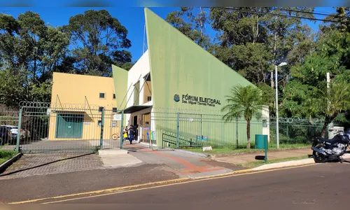 DC processa 'candidata laranja' e Justiça mantém diplomação