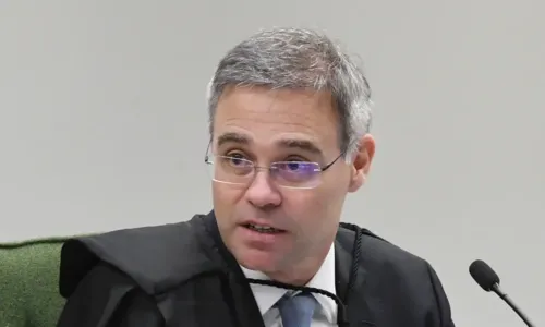 Mendonça proíbe atuação de casas de apostas da Loterj no Brasil