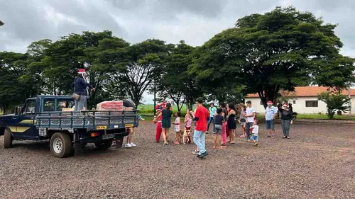 “Natal Solidário” distribui 5 mil brinquedos para crianças na região