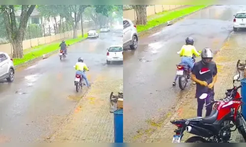 Mulher é deixada para trás por comparsa durante furto de moto no PR