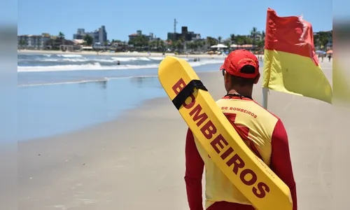 Corpo de Bombeiros Militar do PR reforça orientações aos banhistas