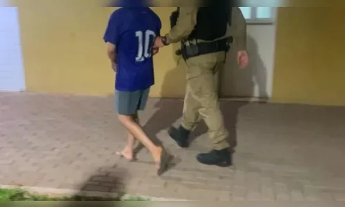 Jovem morre após ser esfaqueado por colega dentro de frigorífico no PR