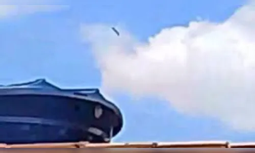 OVNI causa alvoroço em plena luz do dia: 
