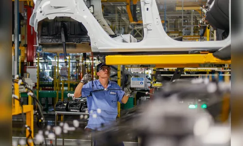 Indústria do Paraná cresce acima da média em janeiro