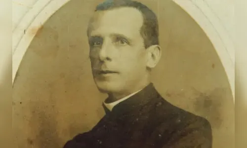 Descubra quem é o padre inventor do rádio e por que ele foi perseguido