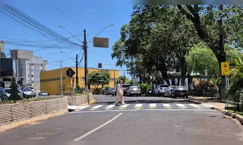 Trecho movimentado da Av. Paraná em Ivaiporã ganha mais segurança