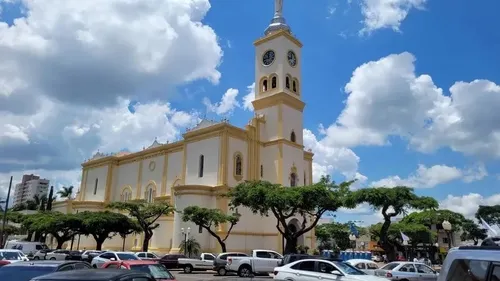 Catedral Basílica Menor Nossa Senhora de Lourdes, em Apucarana