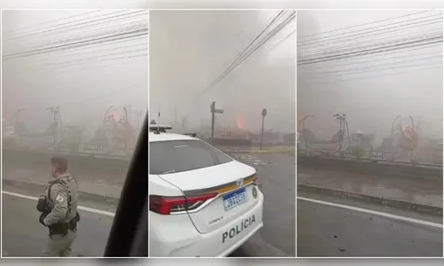Avião de pequeno porte cai na área central de Gramado