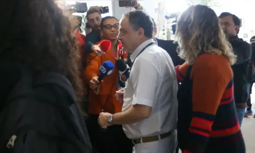 Lula se recupera bem após cirurgia de emergência, diz boletim médico