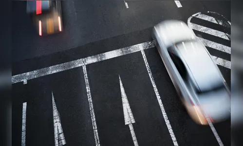 Multa imperdoável! Lei penaliza ultrapassagens e preocupa motoristas
