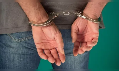 PM de Arapongas prende homem procurado por roubo