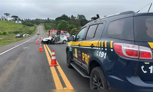 Tripla colisão na BR-277 deixa um morto e vários feridos no PR