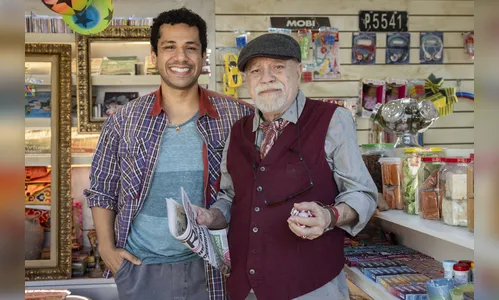 Chico (Amaury Lorenzo) e Moreira (Tonico Pereira)