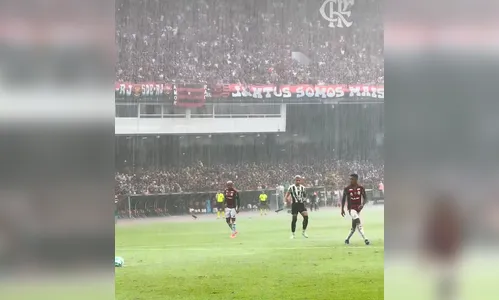 Botafogo x Flamengo é paralisado após chuva alagar campo do Mangueirão