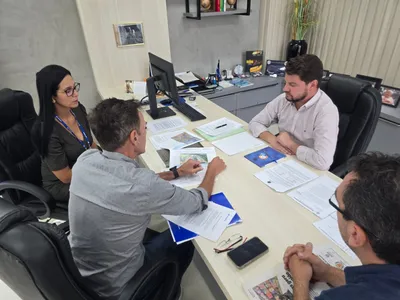 Cita reunido com representantes da Sanepar