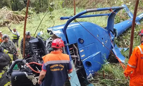 Corpo de empresário que morreu em queda de helicóptero é sepultado