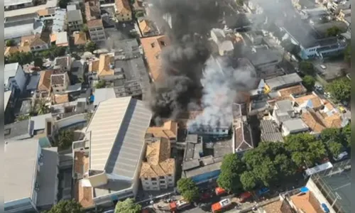 Fogo em fábrica de fantasias deixa 9 feridos em estado grave