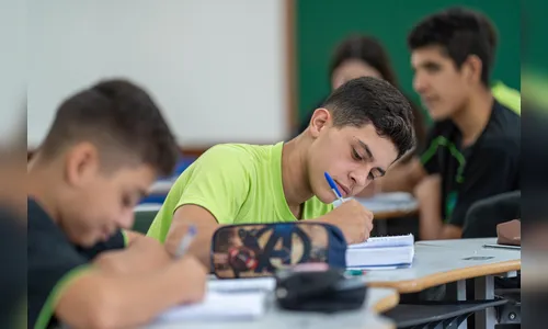 Aprova Paraná: alunos devem ficar atentos aos editais das faculdades