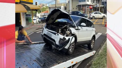 O acidente aconteceu na madrugada deste sábado (08)