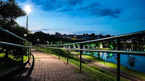 O caso foi na noite de quinta-feira no Lago Municipal