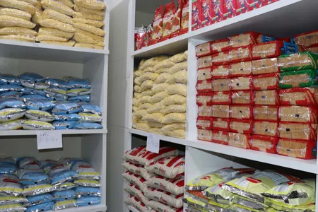 O investimento total nessa remessa, incluindo alimentos não perecíveis e a agricultura familiar, é de aproximadamente R$ 108,5 milhões, tanto para itens utilizados no preparo das refeições