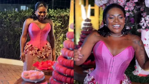 Para a data, Jojo escolheu um longo vestido cor-de-rosa