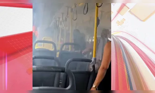 Celular explode no bolso de passageira e gera pânico dentro de ônibus