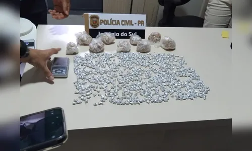 Polícia Civil apreende mais de 800 pedras de crack em Jandaia do Sul