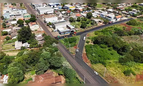 Prefeito de Ivaiporã vistoria duplicação do acesso secundário